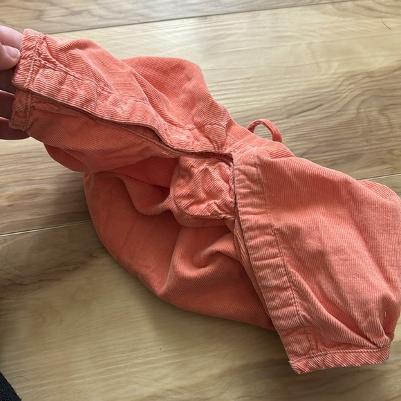 ‼️ SOLD ‼️ Baby gap corduroy jumper 0-3m - Picture 3 of 4